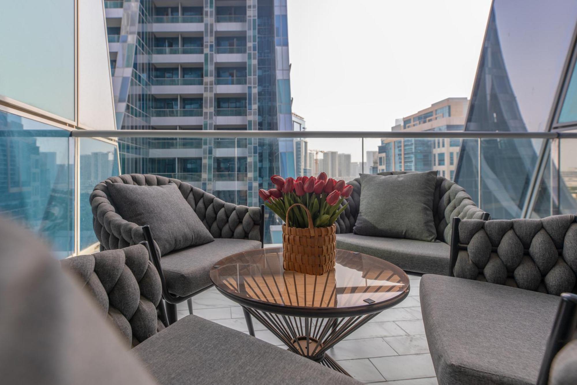 Simply Comfort In J One Tower Dubái Exterior foto